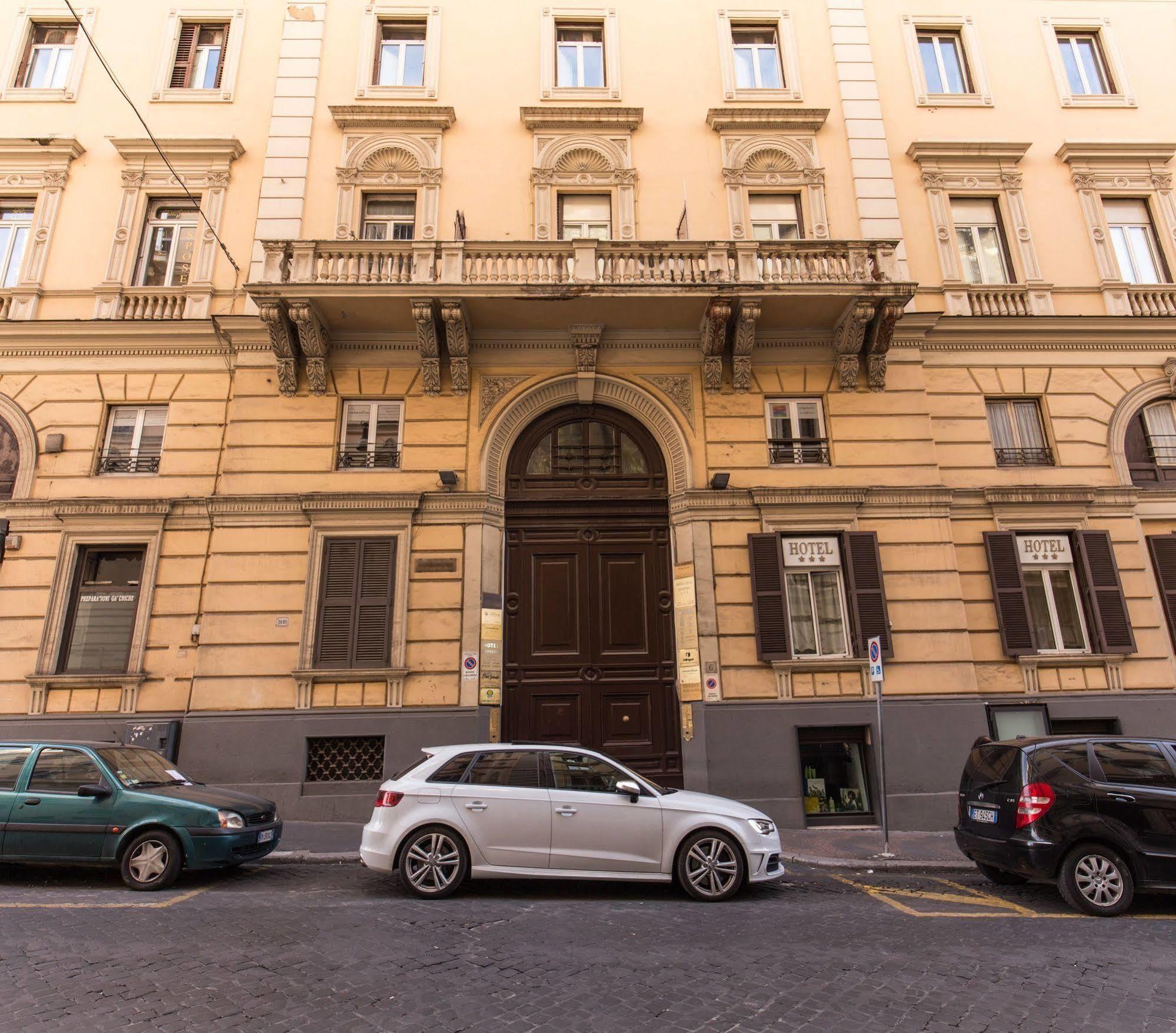 Salandra Roma Suite Buitenkant foto