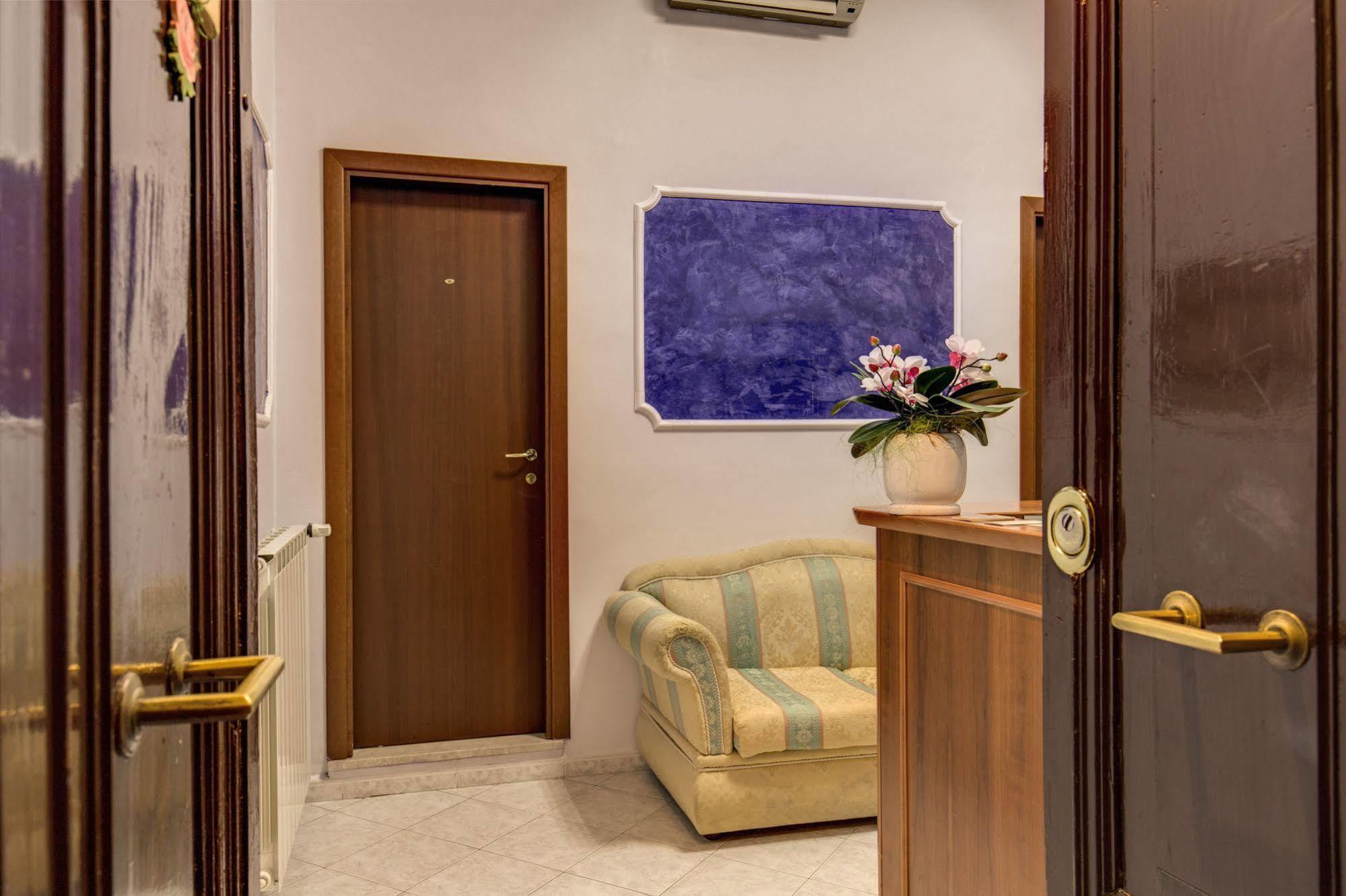 Salandra Roma Suite Buitenkant foto
